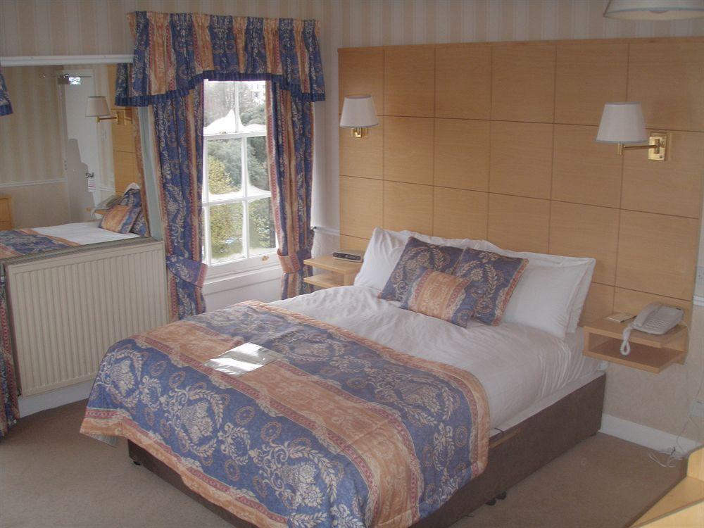 The Crescent Hotel Скарборо Экстерьер фото